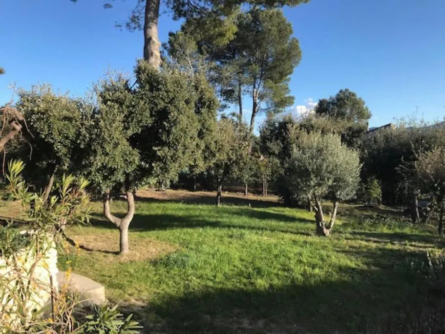 Holiday home Belle Maison Piscine Dans Cadre Verdoyant Vaucluse A 45Min D'Aix Et 55Min De Marseille Puget